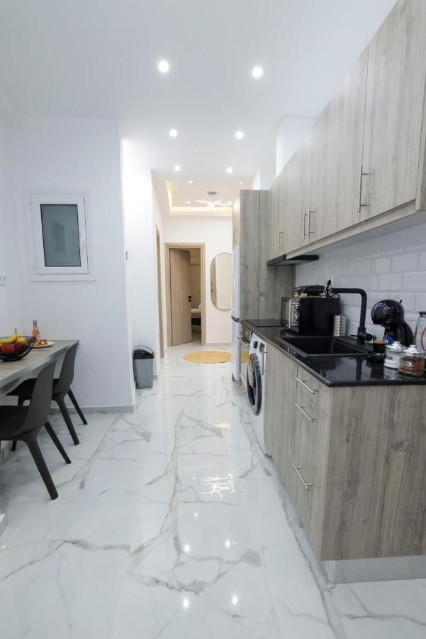 Zeos Finest Jacuzzi Suite 雅典 外观 照片